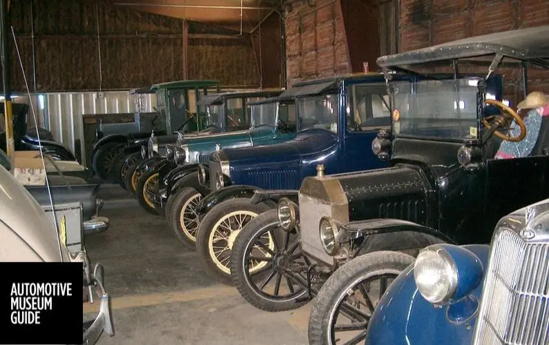 Lewis Antique Auto & Toy Museum